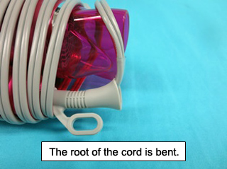 Closeup photo of the bent root of the cord