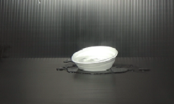 Photo from the video: how an expanded polystyrene bowl is transformed and damaged